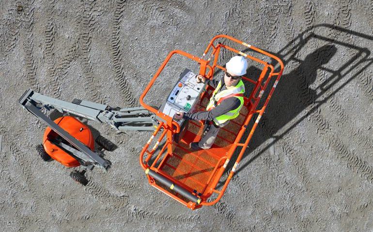 Plataforma Elevatória Articulada - RCB Plataformas