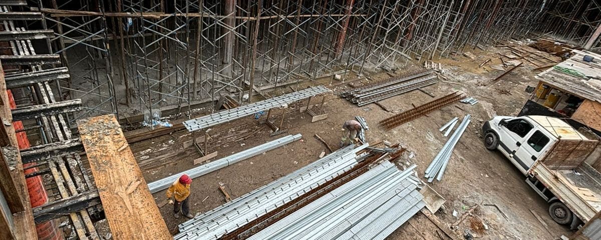 Escoramento para laje Zona Norte