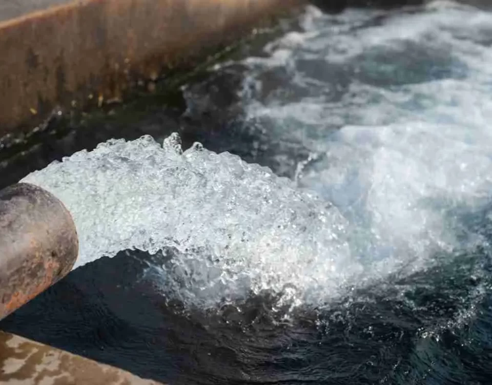 Regularização de poços artesianos junto ao DAEE