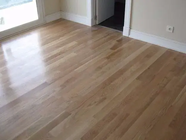 Piso e Laminado de Madeira