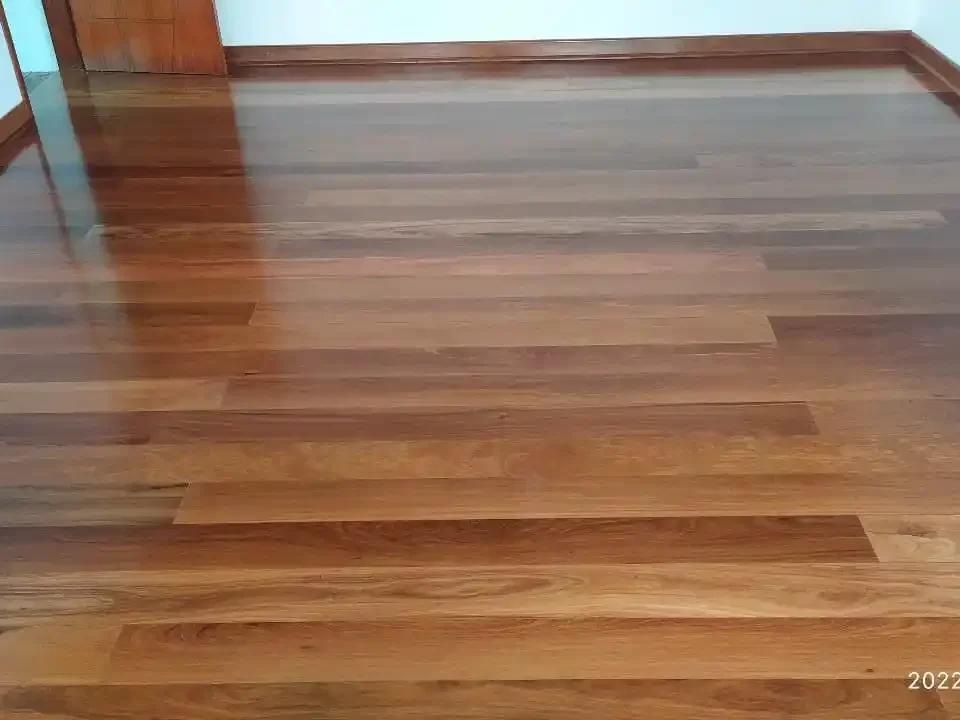 Raspagem de Assoalho Sem Pó