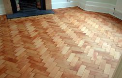 Tacão de Madeira Preço