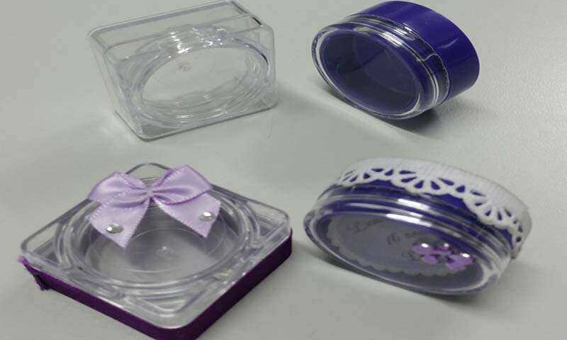 Potes Plásticos para Decoração