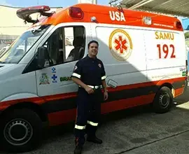 Cirurgião Especializado em Videolaparoscópica