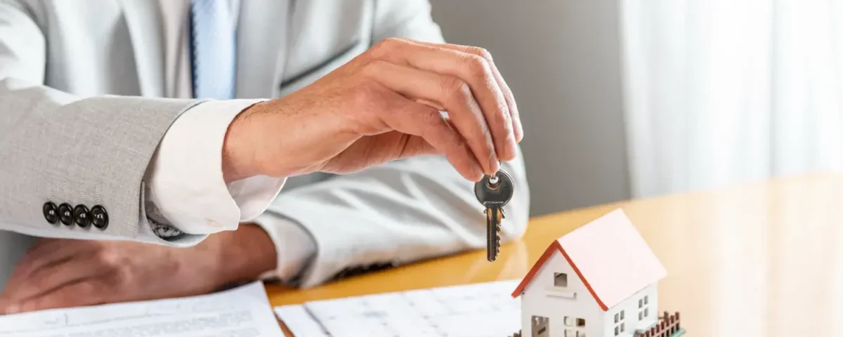 Advogado especializado em consultoria para imobiliária