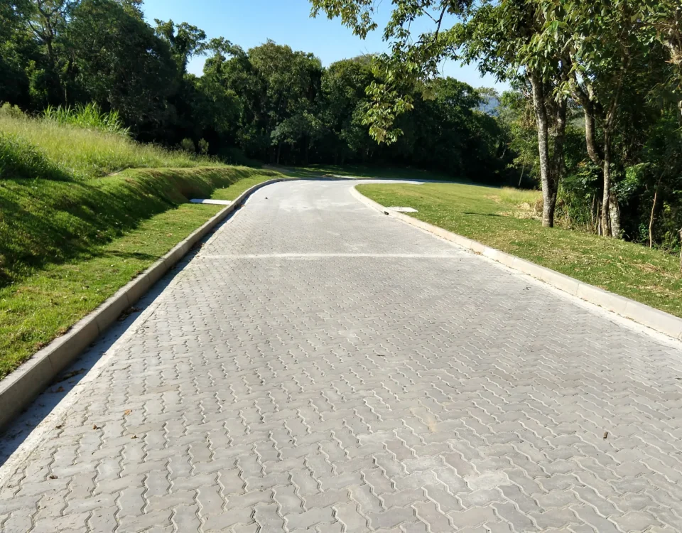 Piso Intertravado de Concreto Drenante em Sp