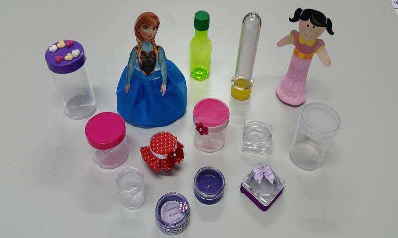Potes Plásticos para Decoração
