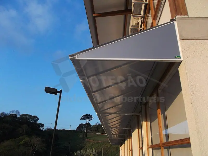 Coberturas em Lona