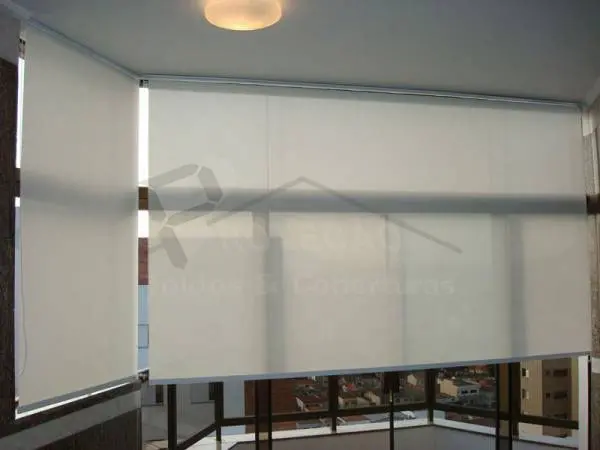 Cortinas e Persianas Sob Medida