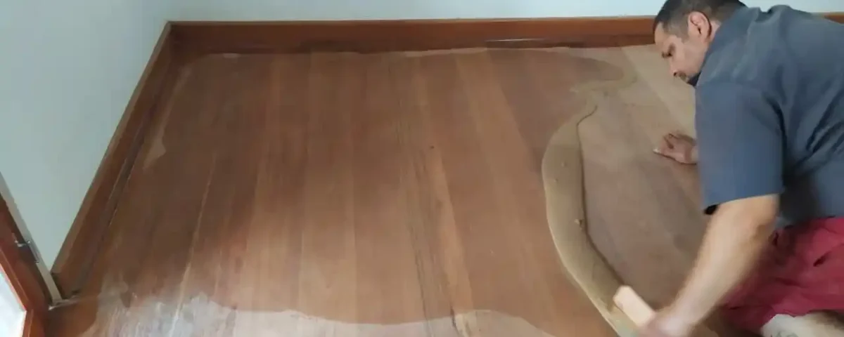 Raspagem de Assoalho Sem Pó