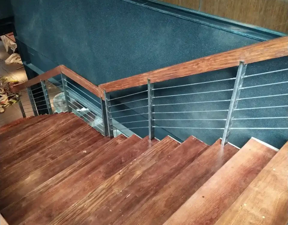 Raspagem de Deck de Madeira
